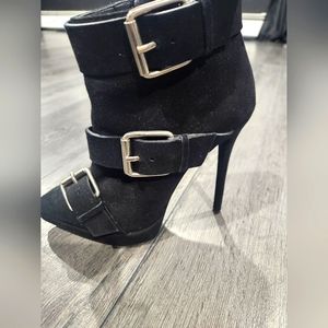 Giuseppe Zanotti Design Suede Buckle Booties 38